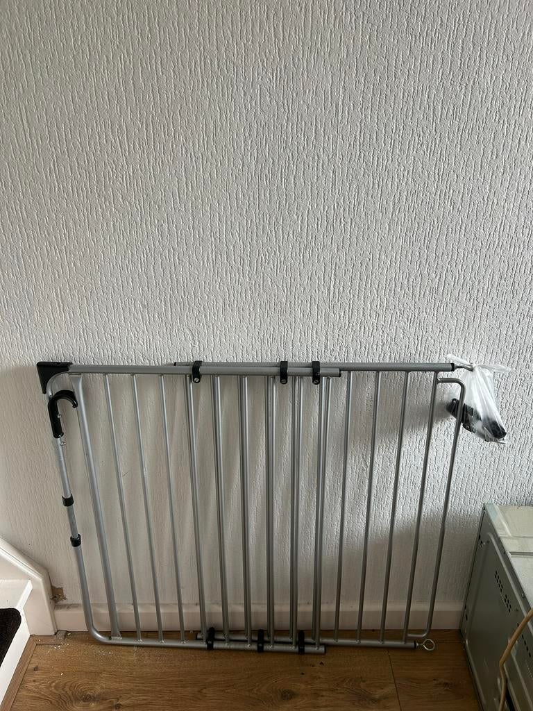 Traphek safety door 75-114 cm, Kinderen en Baby's, Traphekjes, Ophalen, Gebruikt, Overige typen, 115 cm of meer