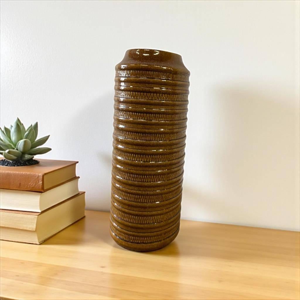 vintage geelbruine hoge vaas West Germany Carstens, Ophalen