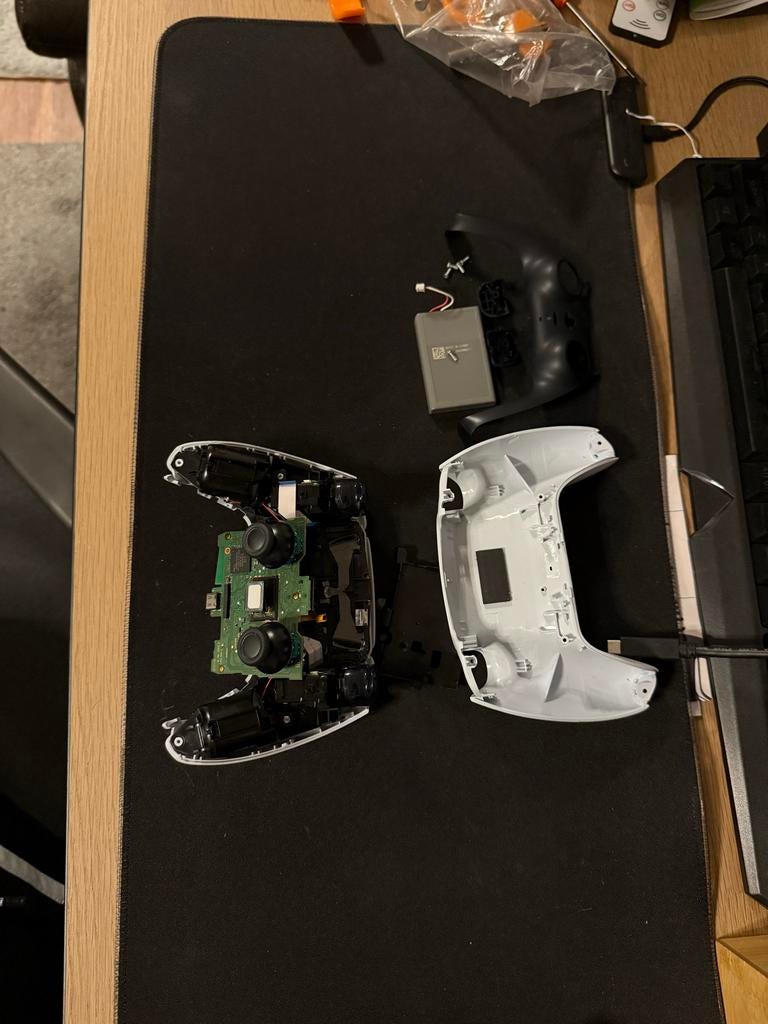 Kapotte PS5 controller, Spelcomputers en Games, Ophalen, Niet werkend, Controller, PlayStation 5