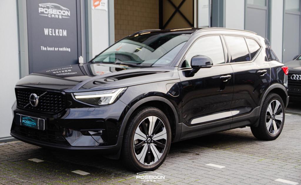 Volvo XC40 1.5 T4 Recharge Inscription ORIG NL | NAP | PANOR, 129 pk, Zwart, Bedrijf, Hybride Elektrisch/Benzine