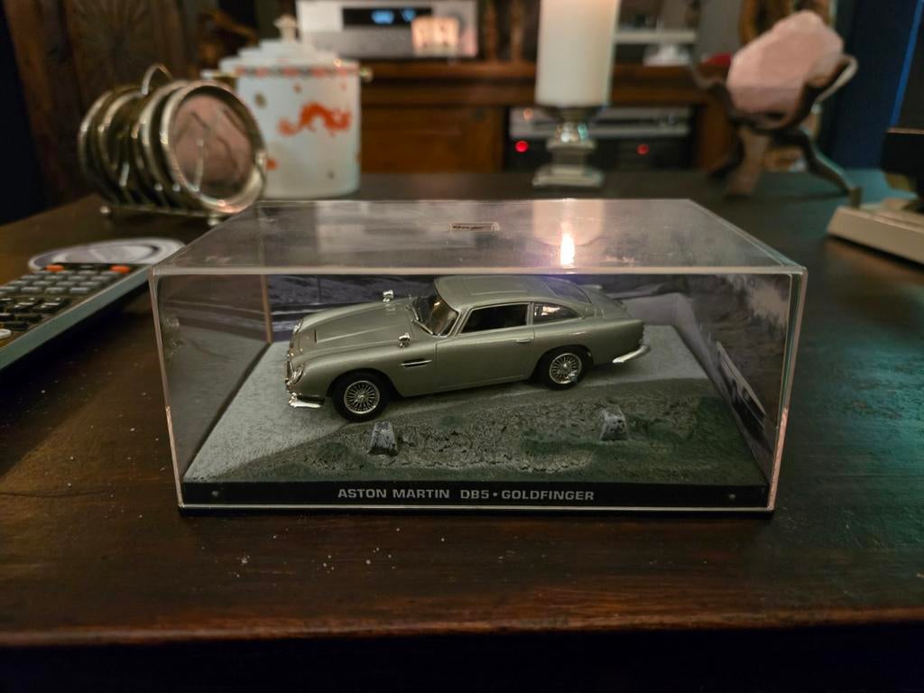 Aston Martin DB5 Goldfinger modelauto 1:43, Hobby en Vrije tijd, Modelauto's | 1:43, Ophalen of Verzenden, Zo goed als nieuw, Auto