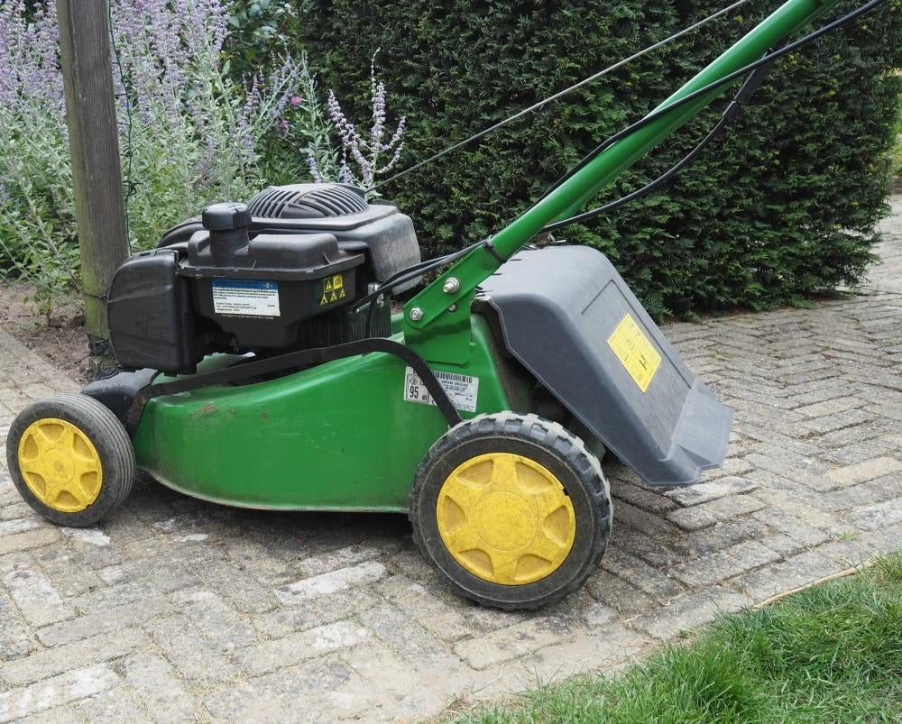 John Deere Run met Briggs and Stratton motor, Ophalen, Cirkelmaaier, Gebruikt, Briggs & Stratton