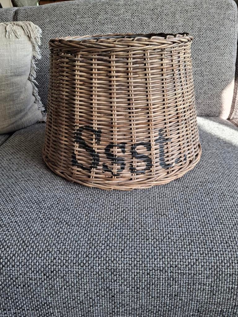 Ssst.. rieten hanglamp riviera maison, Huis en Inrichting, Lampen | Lampenkappen, Ophalen, Zo goed als nieuw, Rond, 25 tot 50 cm