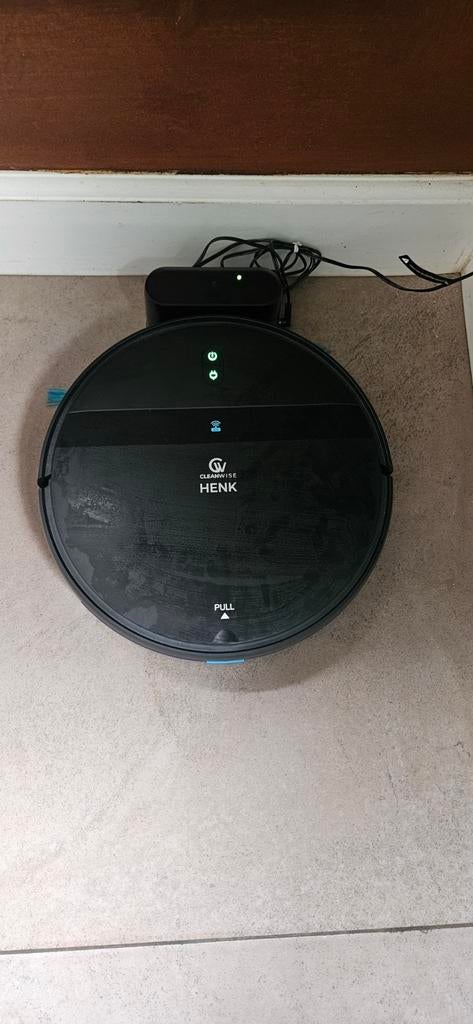 Robotstofzuiger, Gebruikt, Ophalen of Verzenden, Robotstofzuiger, 2000 watt of meer