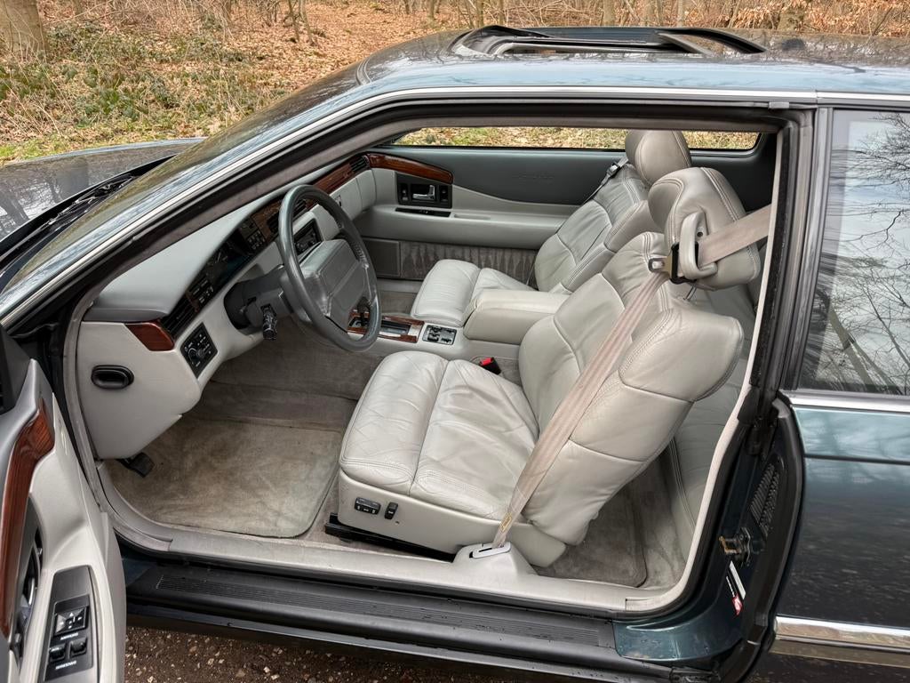 Cadillac Eldorado 4.6 Touring Coupe  APK mei 2028, 4565 cc, 8 cilinders, Stoelverwarming, Particulier