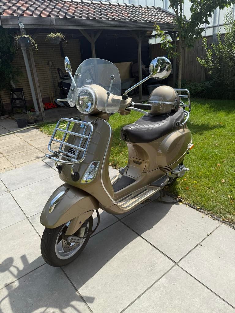 Vespa LX50 4T 4V uit 2012 - Goed onderhouden, Fietsen en Brommers, Scooters | Vespa, Ophalen, Gebruikt, Maximaal 45 km/u, Benzine