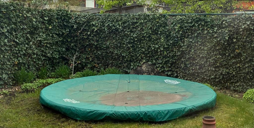 Berg trampoline 330 inground, Kinderen en Baby's, Speelgoed | Buiten | Trampolines, Ophalen, Gebruikt