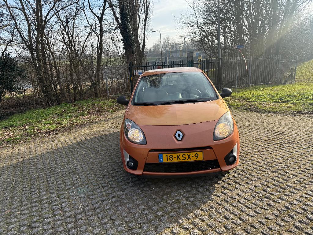 Renault Twingo 1.2 16V APK TOT 4-2-2027, 839 kg, Twingo, 4 stoelen, Origineel Nederlands