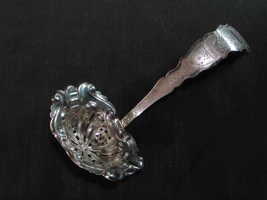 Strooilepel antiek zilver Schoonhoven Middelburg 1856. 2163, Antiek en Kunst, Ophalen of Verzenden, Zilver