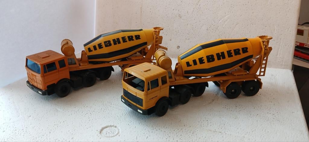 Mercedes conrad 1.50, Hobby en Vrije tijd, Modelauto's | 1:50, Ophalen of Verzenden, Zo goed als nieuw, Bus of Vrachtwagen, Overige merken