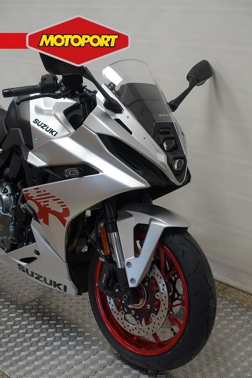 Suzuki GSX-8R (bj 2025) - foto 2