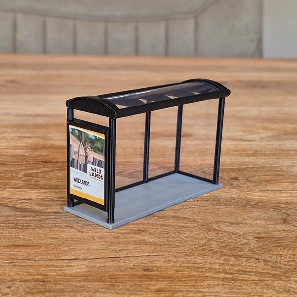 Bushokje met reclame 1-50 – als lading, Ophalen of Verzenden, Nieuw, Bus of Vrachtwagen, Wsi