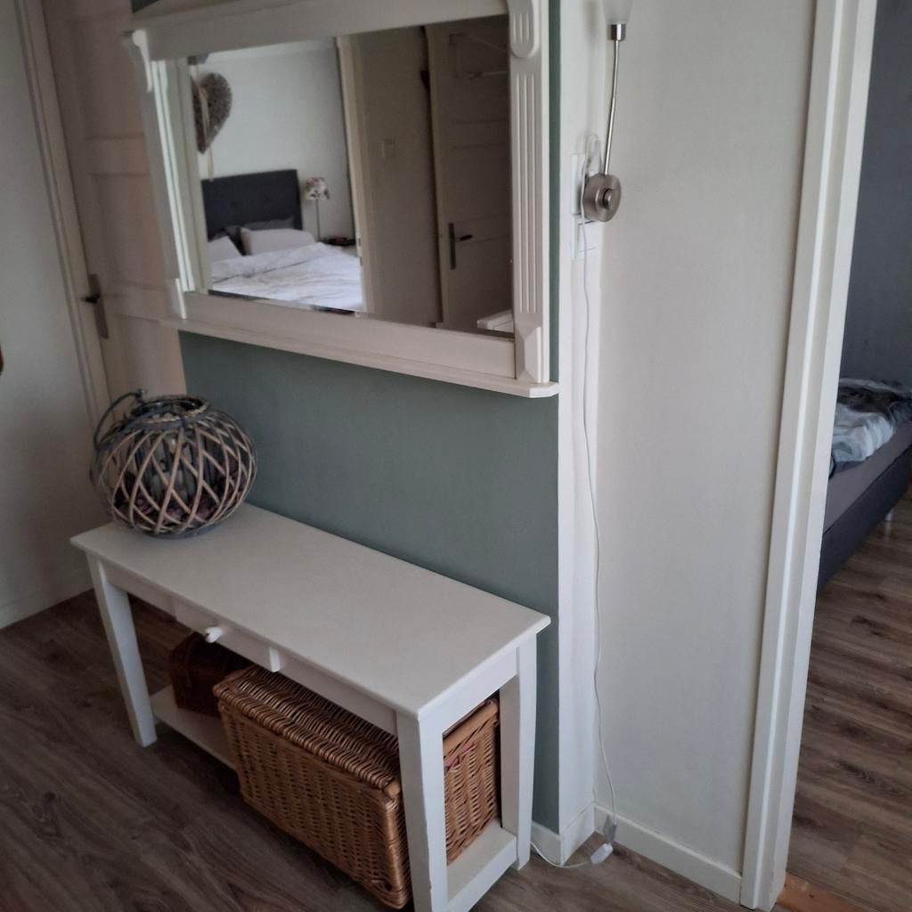 Sidetable met spiegel, Huis en Inrichting, Tafels | Sidetables, Ophalen, 25 tot 50 cm, Rechthoekig, 100 tot 150 cm