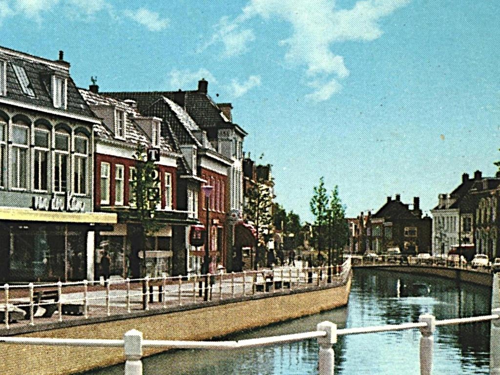 987165 Heerenveen Fr 1975 Lindegracht .Gelopen met zegel, Ophalen of Verzenden, 1960 tot 1980, Gelopen, Friesland