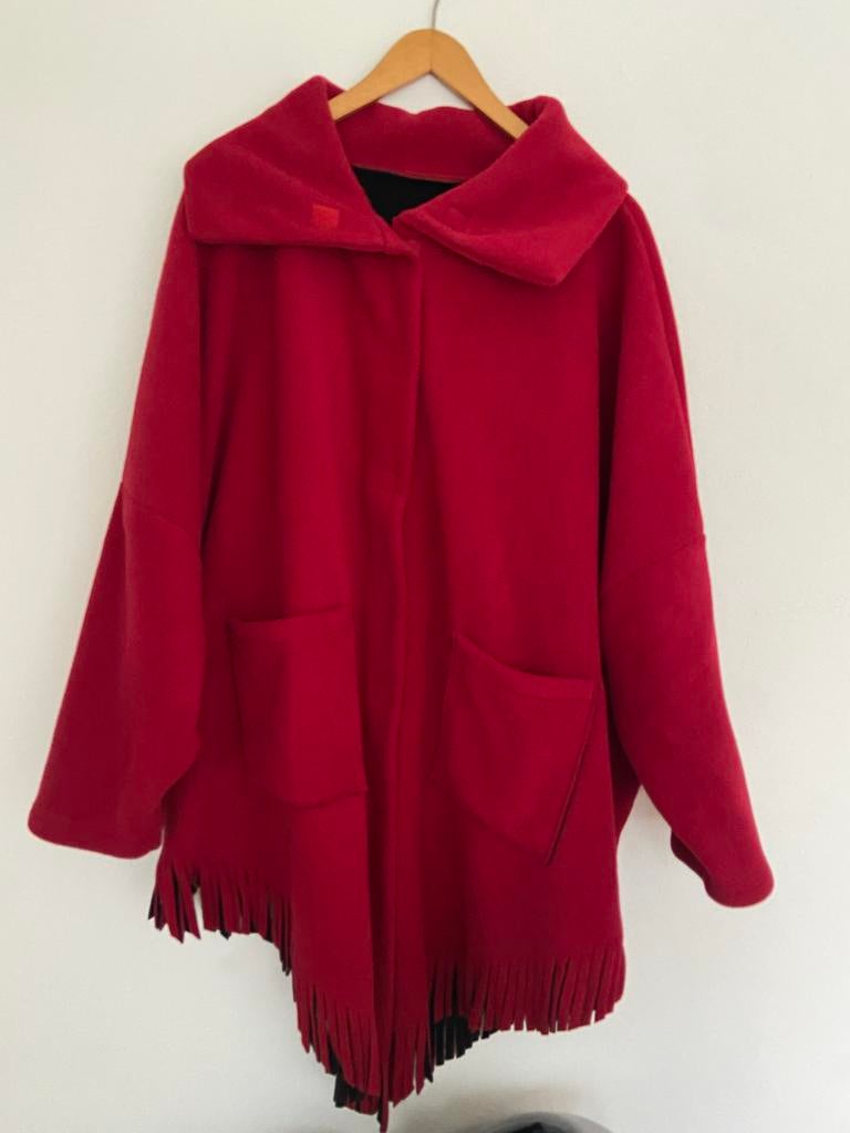 Boris Fleece Poncho Winterjas Maat 60 - Zo goed als nieuw!, Ophalen of Verzenden, Zo goed als nieuw, Rood, Jas of Mantel