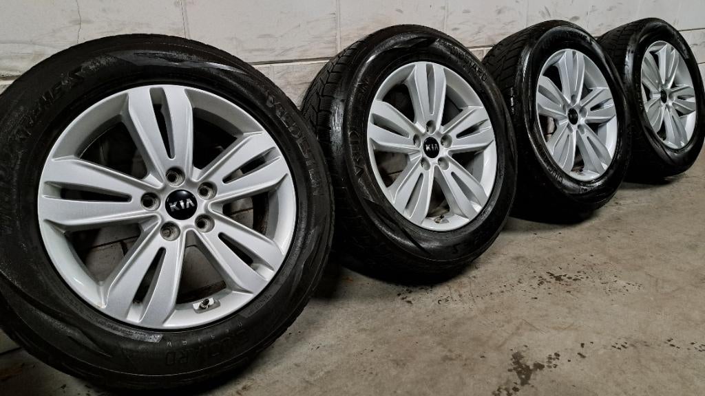 Lm-velgen Sportage ix35 Tucson Compass 4008 ASX 225/60/17, Auto-onderdelen, Banden en Velgen, Gebruikt, Banden en Velgen, 17 inch