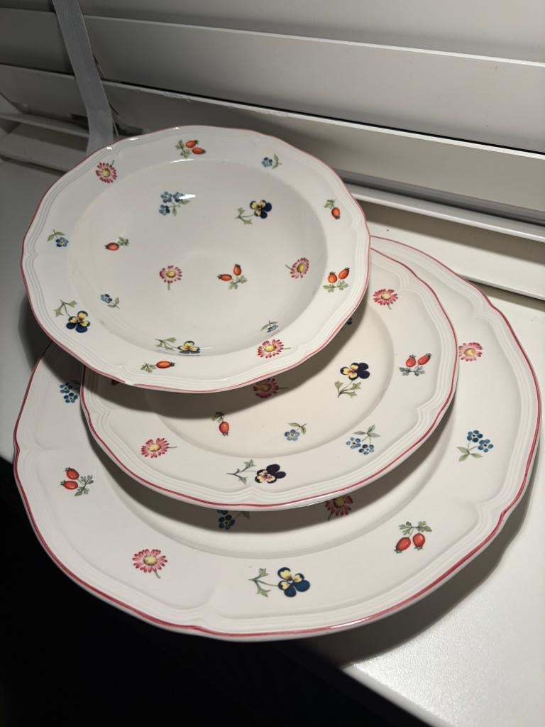 Villeroy & Boch Petit Fleur servies, Huis en Inrichting, Keuken | Servies, Ophalen, Zo goed als nieuw, Overige stijlen, Porselein