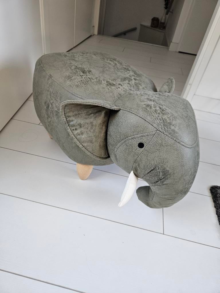 Olifant krukje Kwantum babykamer, Ophalen, Zo goed als nieuw, Wanddecoratie