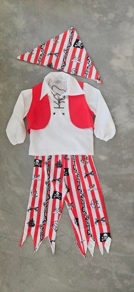 Piraten pakje maat 116, Ophalen of Verzenden, Gebruikt, 110 t/m 116, Jongen of Meisje