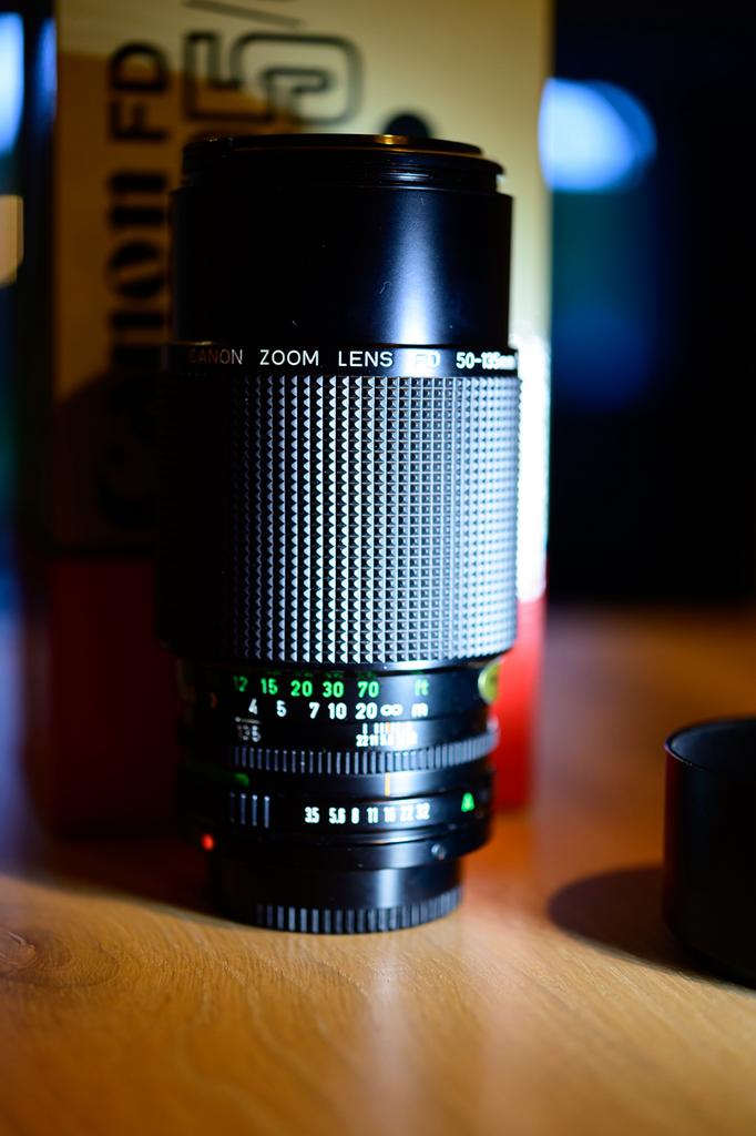 Diverse Canon FD lenzen, Ophalen of Verzenden, Zo goed als nieuw, Telelens