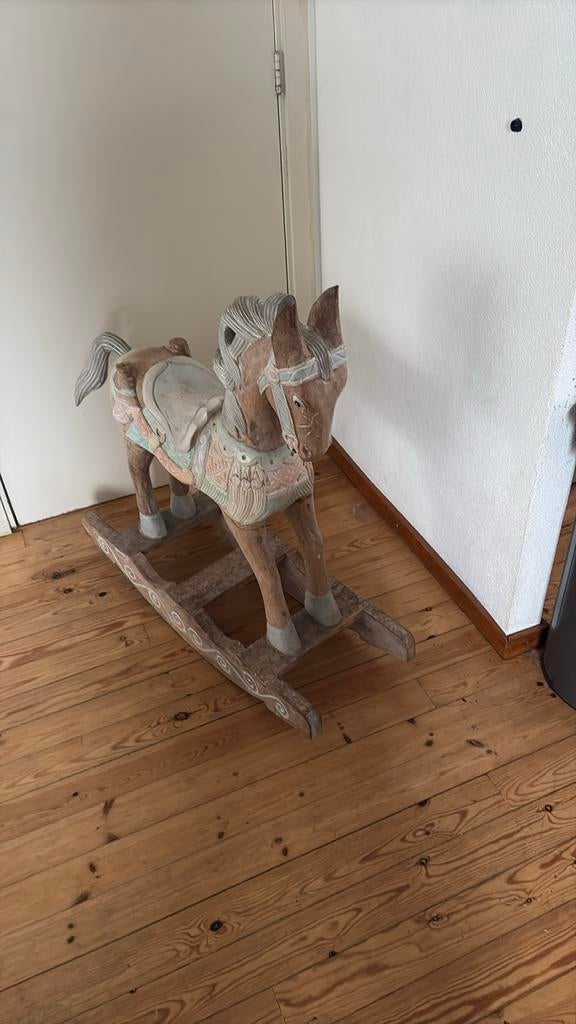 Brokante Hobbelpaard Massief Hout, Ophalen