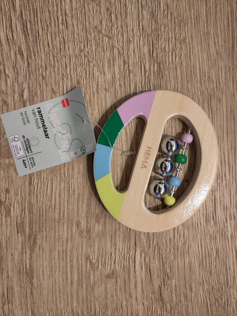 Nieuwe rammelaar met belletjes - vanaf 4 maanden, Ophalen of Verzenden, Nieuw, Rammelaar, Met geluid