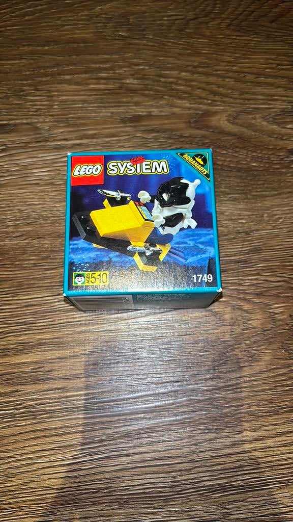 Oude lego doosje 1749., Ophalen of Verzenden, Zo goed als nieuw