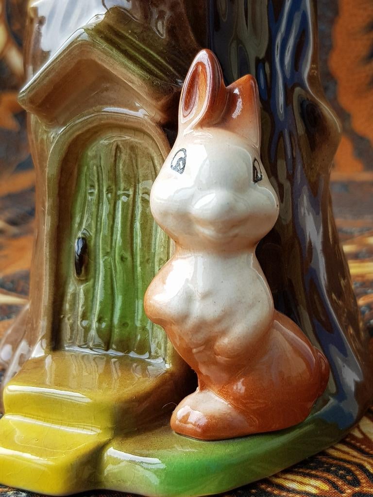 Zeldzaam oud Engels Eastgate vaasje als bom en konijn 15 cm., Antiek en Kunst, Ophalen of Verzenden