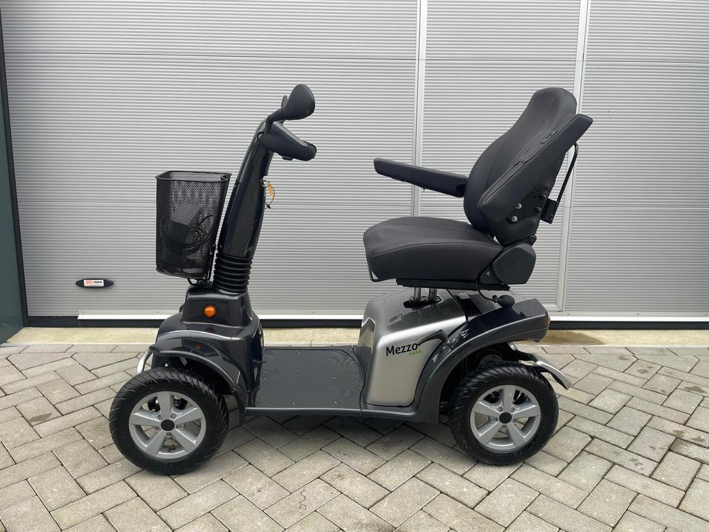 Bijna nieuwe scootmobiel Life&mobility mezzo 4, Diversen, Life and Mobility, Life, Ophalen of Verzenden, Zo goed als nieuw