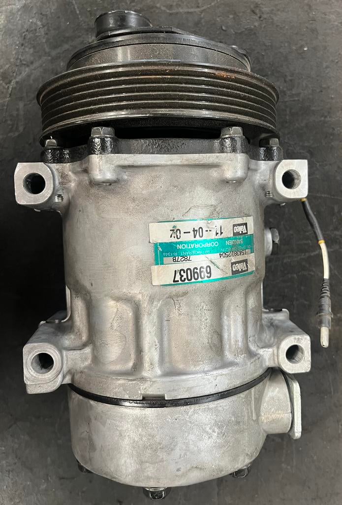 Airco compressor Renault twingo 1 , 1993-1996, Ophalen, Nieuw, Renault