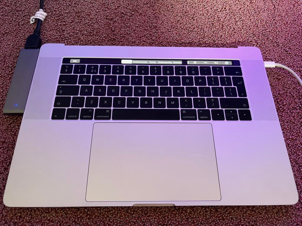 Rijk uitgeruste Apple Macbook Pro a1707 zonder scherm, Computers en Software, Apple Macbooks, MacBook Pro, 2 tot 3 Ghz, 512 GB