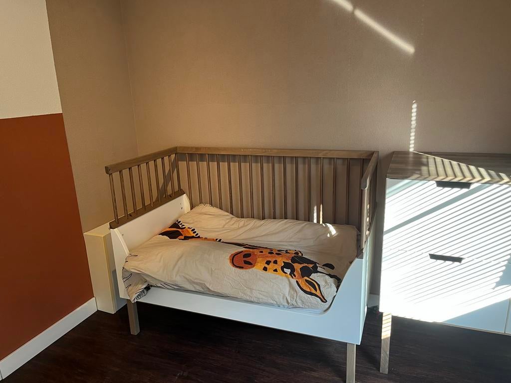 Kidsmill Babykamer Compleet: Ledikant, Commode, Kledingkast, Ophalen, Gebruikt, Jongetje of Meisje