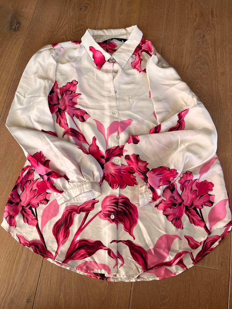 Fuchsia roze gebloemde bloes, Zara, maat L, Kleding | Dames, Blouses en Tunieken, Ophalen of Verzenden, Nieuw, Maat 42/44 (L)