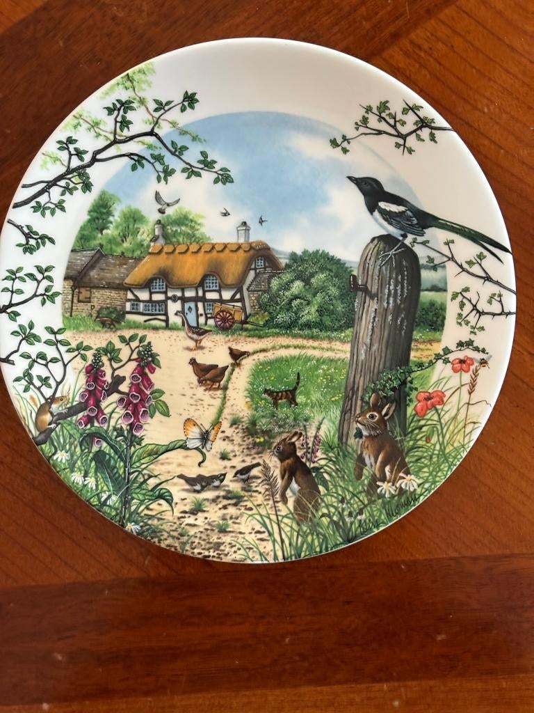 Drie wandborden van Wedgwood, Antiek en Kunst, Antiek | Wandborden en Tegels, Ophalen of Verzenden