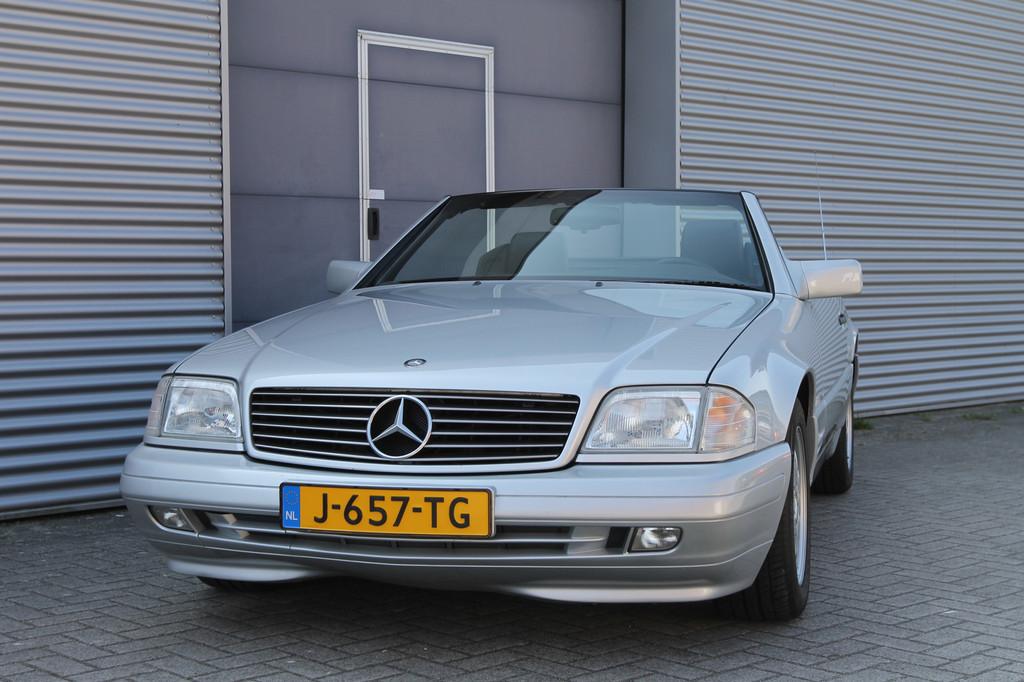 Mercedes-Benz SL-Klasse Cabrio 280 Aut. I Hardtop I 54000 km, Auto's, Automaat, Achterwielaandrijving, Stoelverwarming, Cabriolet