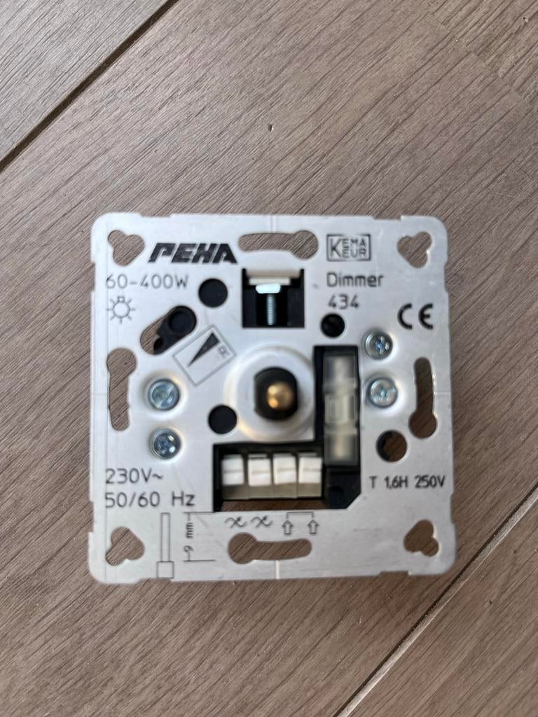 PEHA  inbouw dimmer 434, Doe-het-zelf en Verbouw, Ophalen of Verzenden, Gebruikt, Schakelaar