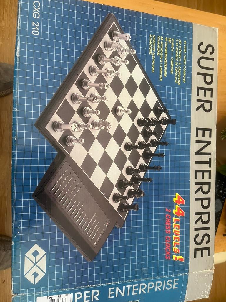 Super enterprise schaak computer elo 2100, Eén persoon