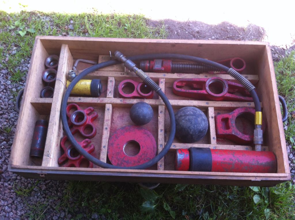 Antiek Brandweer gereedschap, Ophalen