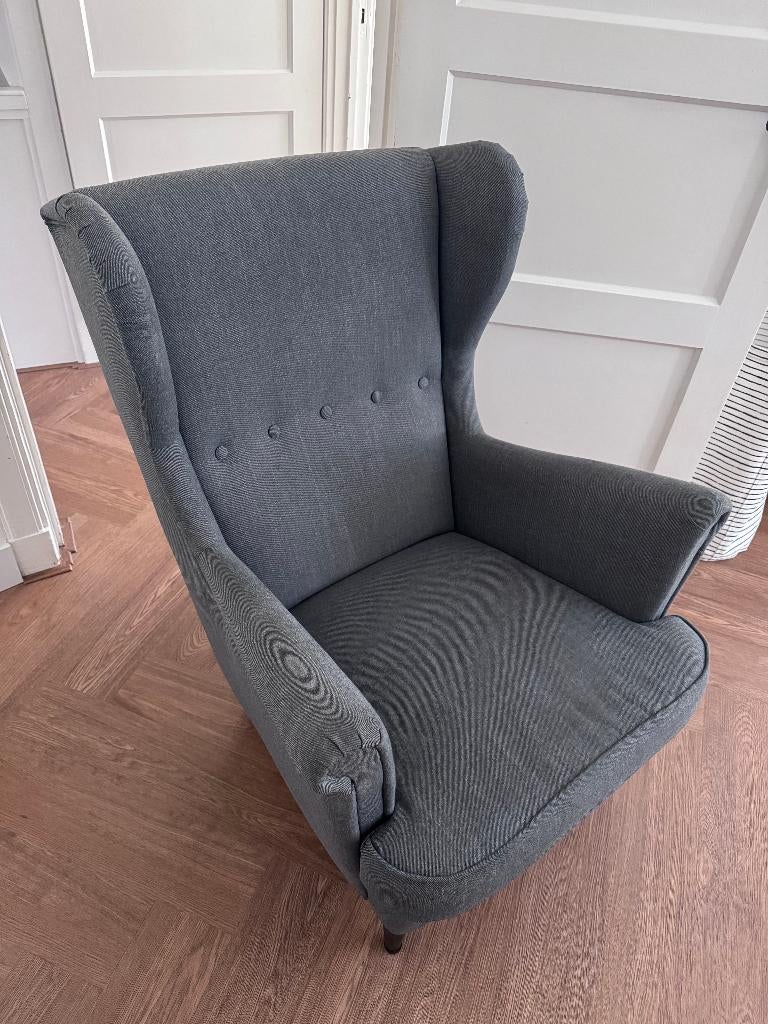 IKEA STRANDMON armchair+footstool | Oorfauteuil+voetenbank, Huis en Inrichting, Ophalen, Gebruikt, 75 tot 100 cm, 75 tot 100 cm
