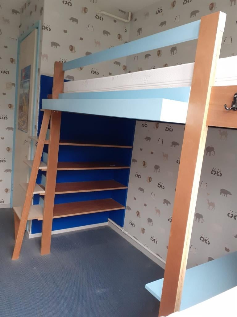 Hoogslaper, inclusief lattenbodem en matras, Kinderen en Baby's, Kinderkamer | Stapelbedden en Hoogslapers, Ophalen, Gebruikt