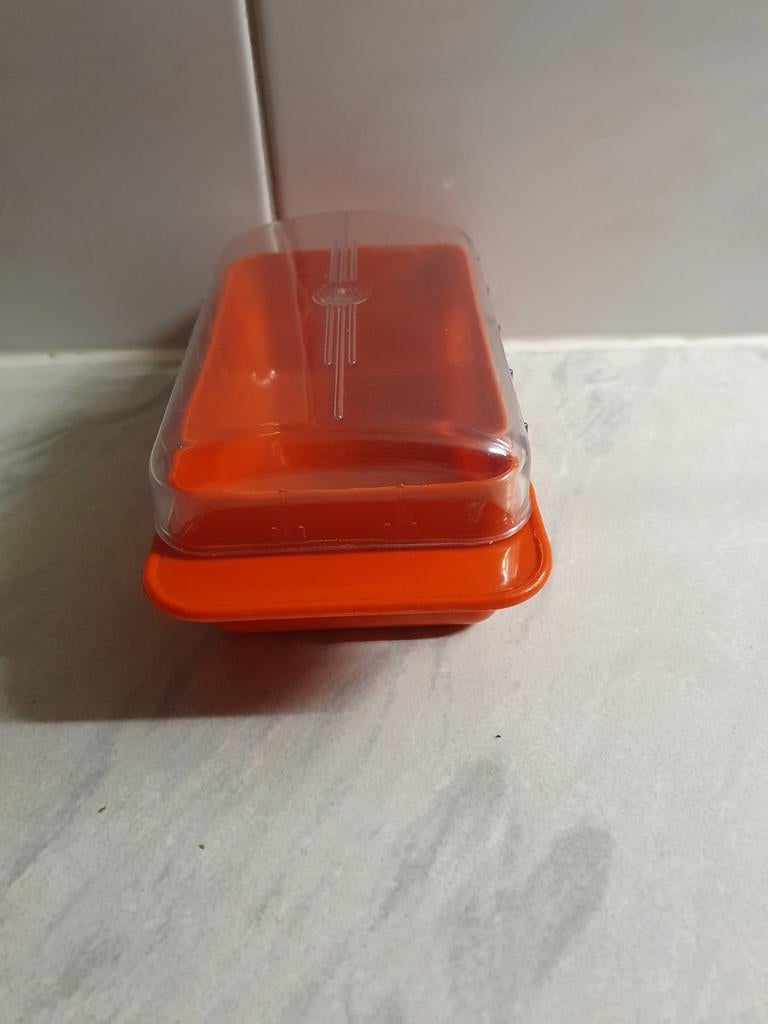 Botervloot,  retro, vintage,  rood met doorzichtige deksel, Ophalen of Verzenden