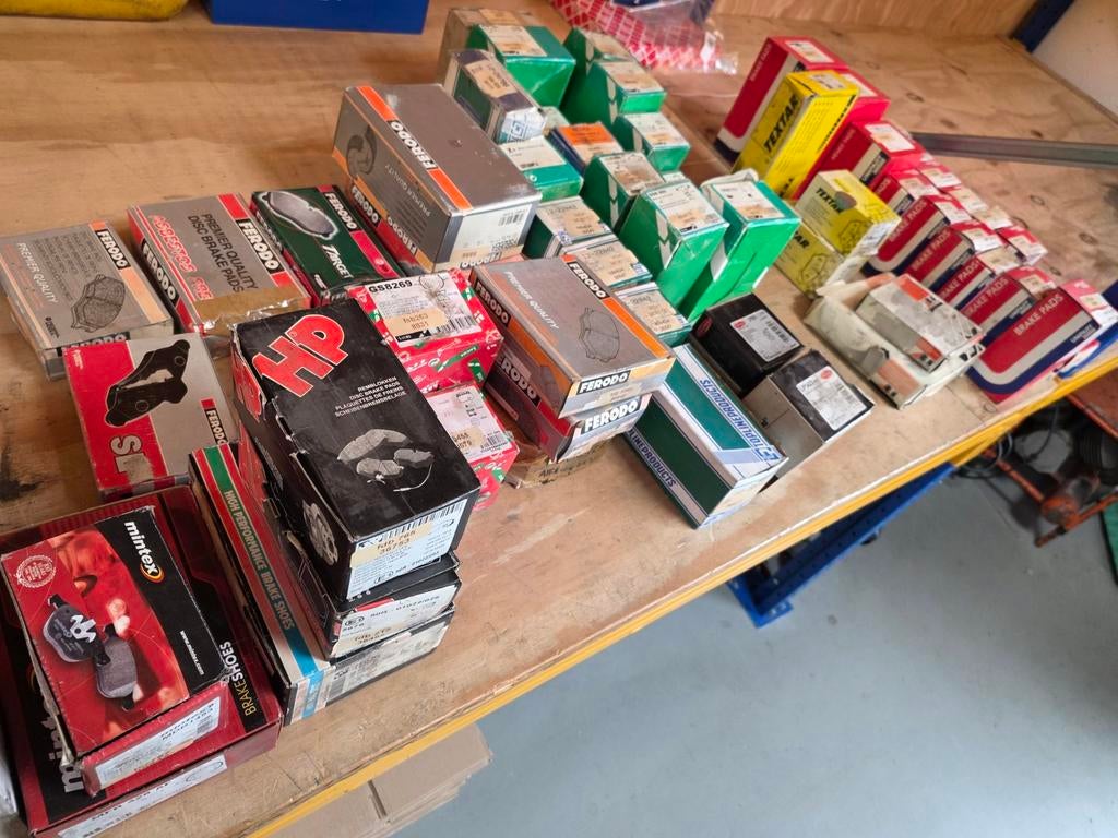 Partij Nieuwe remblokken, Ophalen, Nieuw, BMW