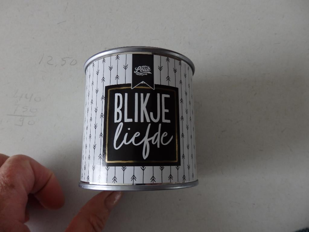 Busje Liefde, Ophalen of Verzenden, Zo goed als nieuw, Overige, Overige merken