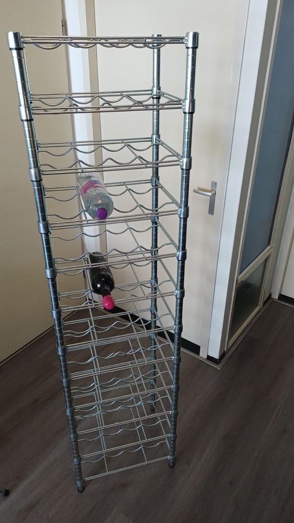 Mooi metalen twee-delig wel ophalen aub], Ophalen of Verzenden, Zo goed als nieuw, 25 flessen of meer, Metaal