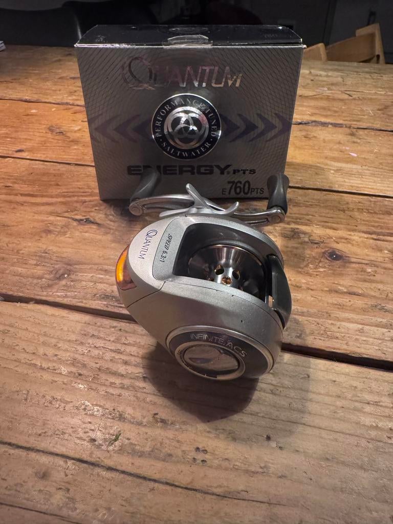 Quantum Energy PTS E760PTS Baitcaster Reel, Watersport en Boten, Ophalen of Verzenden, Gebruikt, Molen