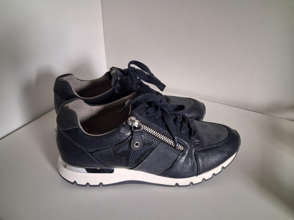 Dames sneakers Medicus, donkerblauw maat 37 Als Nieuw!!, Ophalen of Verzenden, Zo goed als nieuw, Blauw, Sneakers of Gympen