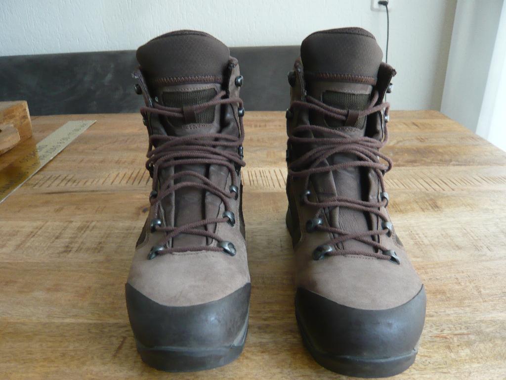 hele nette LOWA wandeschoenen mt 44,5, Ophalen of Verzenden, Zo goed als nieuw, Schoenen