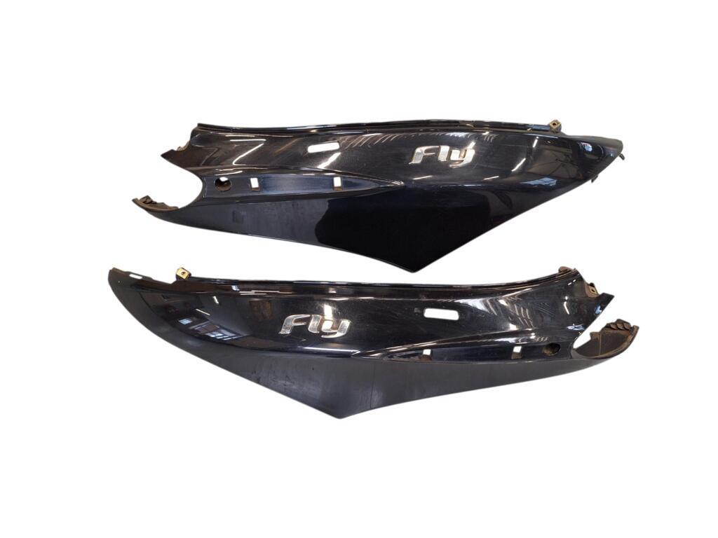 Zijkap zij kap kappen links rechts origineel Piaggio new fly, Piaggio, Gebruikt, Piaggio, Ophalen of Verzenden