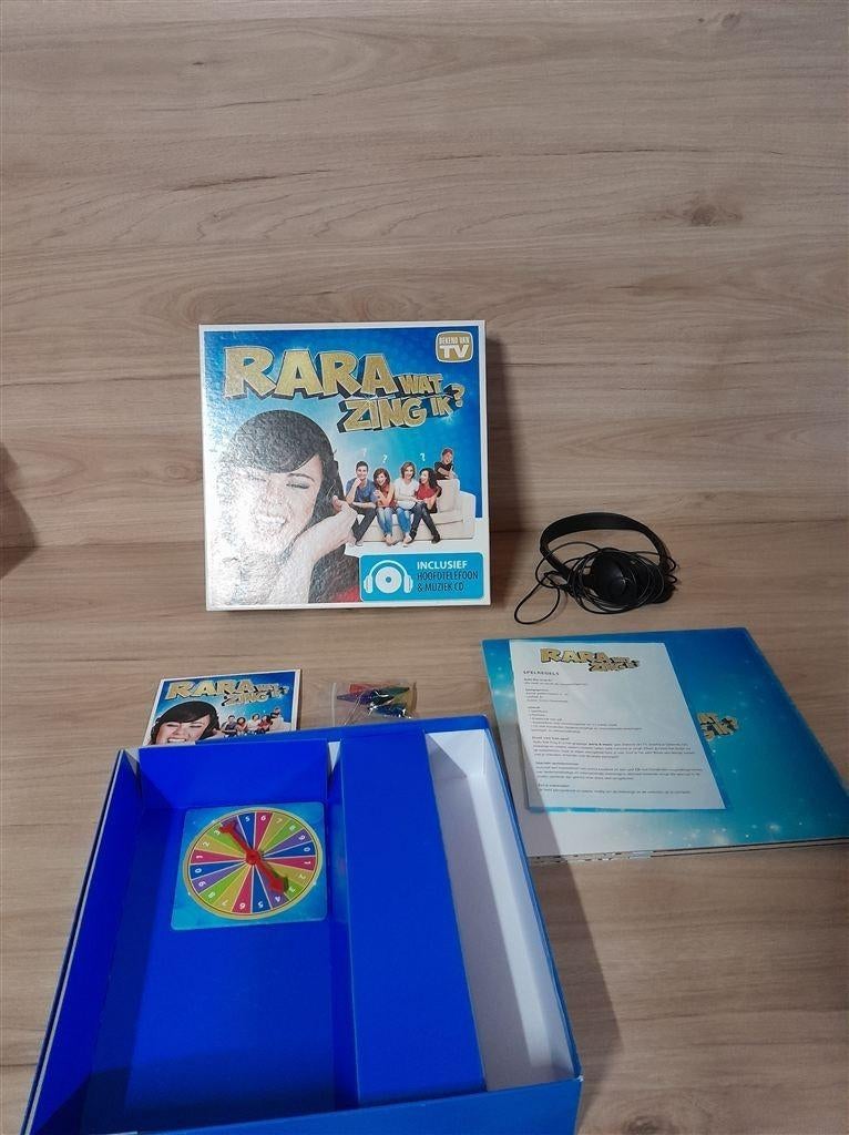 Rara wat zing ik met koptelefoon - s1481, Hobby en Vrije tijd, Gezelschapsspellen | Bordspellen, Verzenden, Zo goed als nieuw
