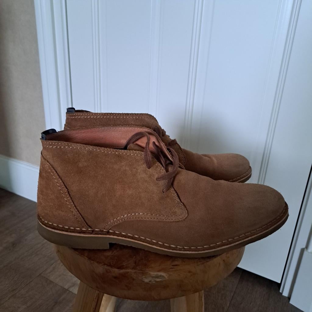 hoge suede schoenen camel mt 46, Bruin, Boots, Ophalen of Verzenden, Zo goed als nieuw
